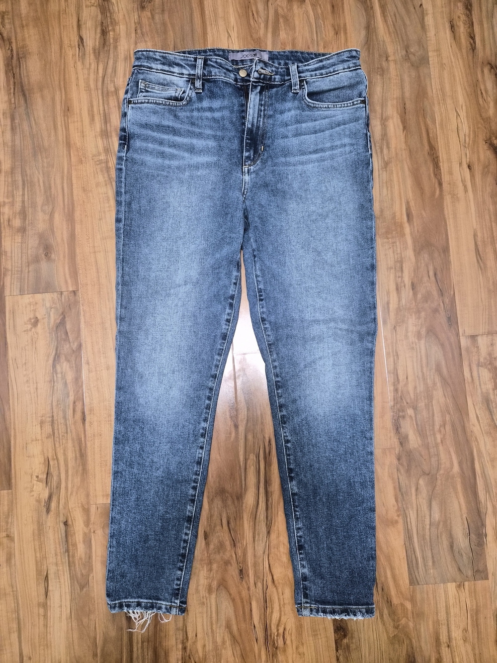 Joe's Jeans Medium Wash Blue Tapered Ankle Jeans